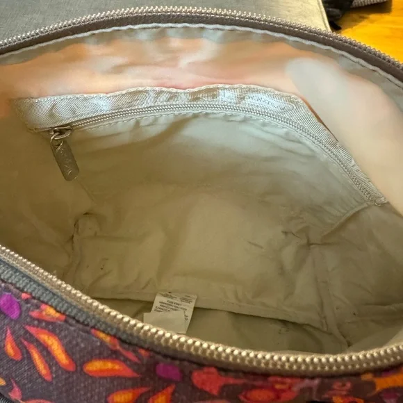 LeSportsac Floral Crossbody/Shoulder Bag - Picture 6 of 8